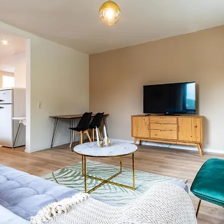 Relax-apartment - Sauna & Spacious, Garage, 105 M2 *