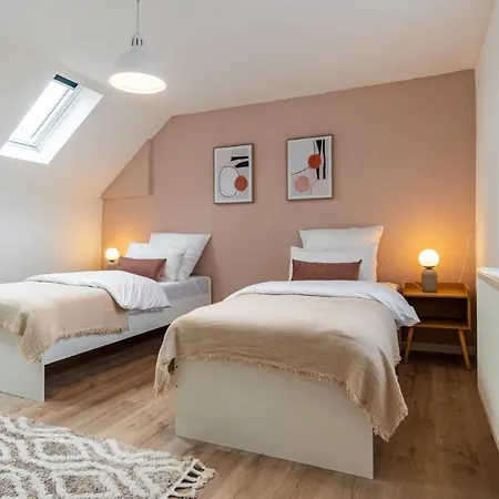 Relax-apartment - Sauna & Spacious, Garage, 105 M2 Apartment *