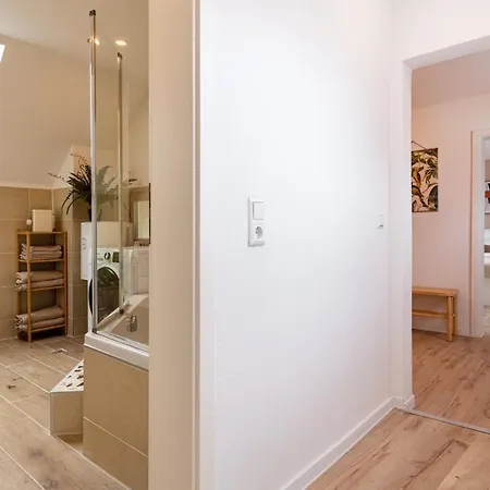 Apartment Relax-apartment - Sauna & Spacious, Garage, 105 M2 Muhlacker