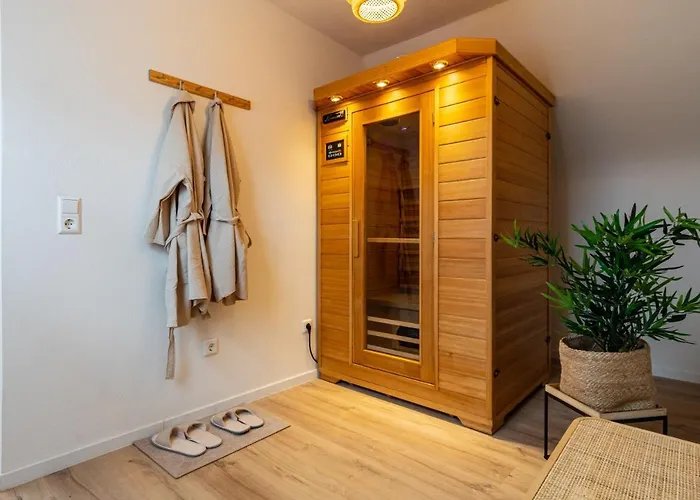 Relax-apartment - Sauna & Spacious, Garage, 105 M2 Apartment